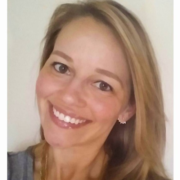 Meet your Posher, Jenna - Picture 1 of 1